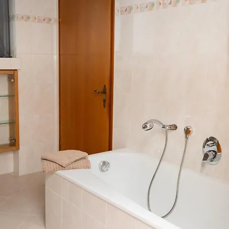 Ida Hébergement de vacances *